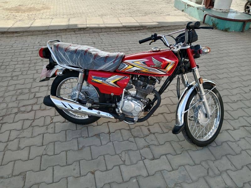 Honda 125 24/25 Applied for  New shape 03170812992 1