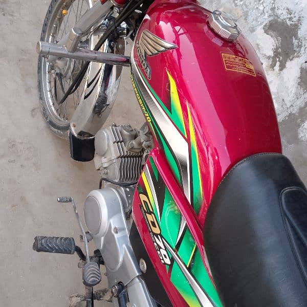 Honda CD 70 urgent for sale 2