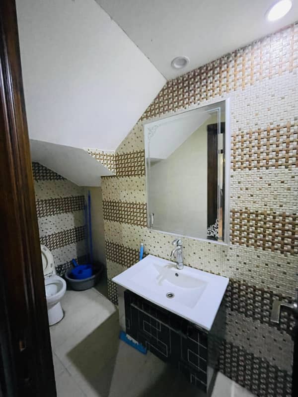 01 Kanal Slightly Used Modern Design House For Rent In DHA Phase 2 Block-S Lahore. 6