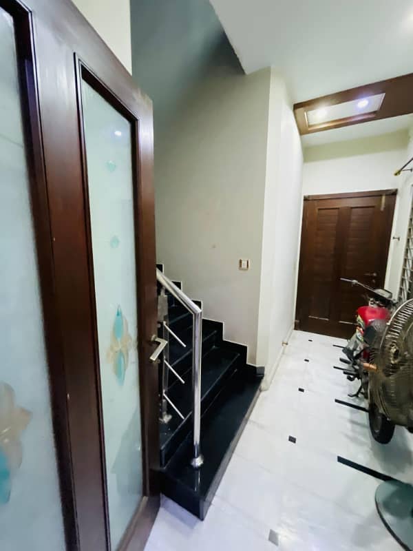 01 Kanal Slightly Used Modern Design House For Rent In DHA Phase 2 Block-S Lahore. 19