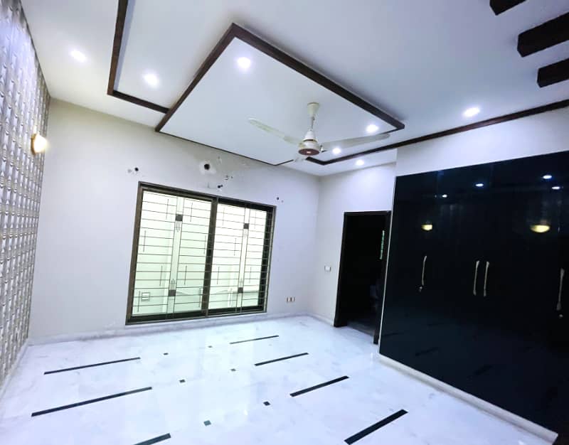 01 Kanal Slightly Used Modern Design House For Rent In DHA Phase 2 Block-S Lahore. 25