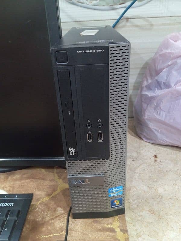 New condition Computer 3