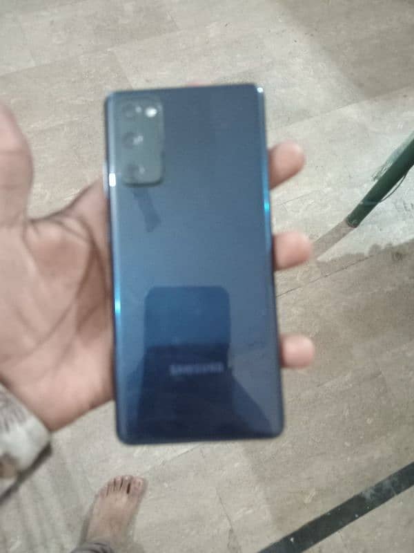 samsung s20fe5g 8 /128 10by10 condition whats app contact 03292500077 1