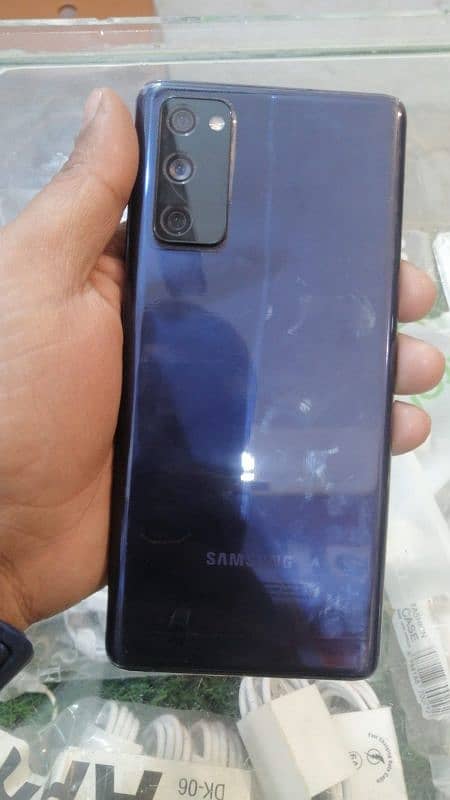 samsung s20fe5g 8 /128 10by10 condition whats app contact 03292500077 3