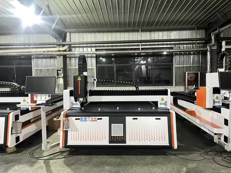 Fiber laser cutting machine 1500watt and 3000watt 2