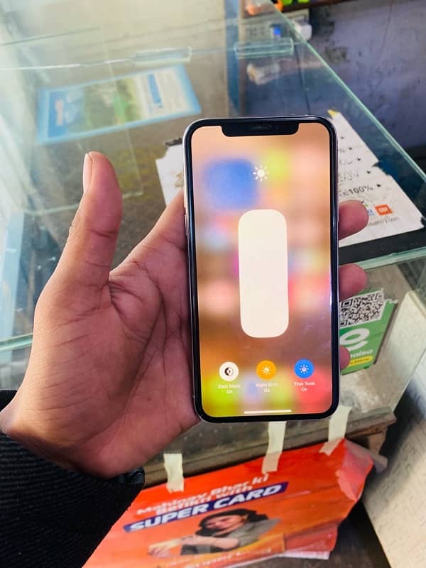 I phone xs pta 256gb total genuine 1