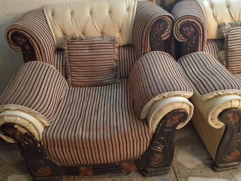 Six Seater Sofa Set with 6 cushions 3