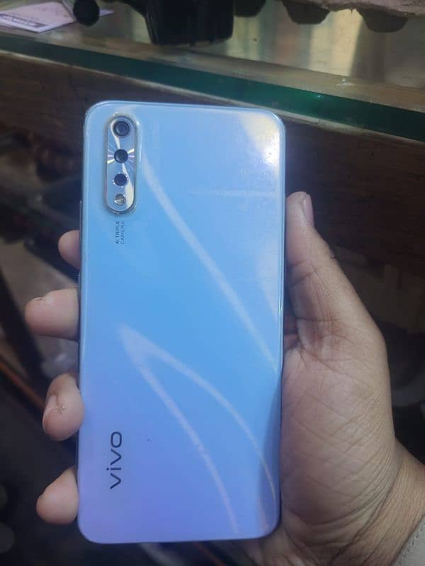 vivo S1 4/128 0