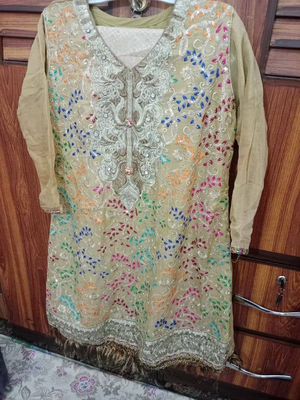 Good condition full embroidered ready to wear 2 pcs 0