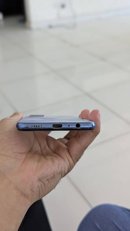 Vivo V21e 3