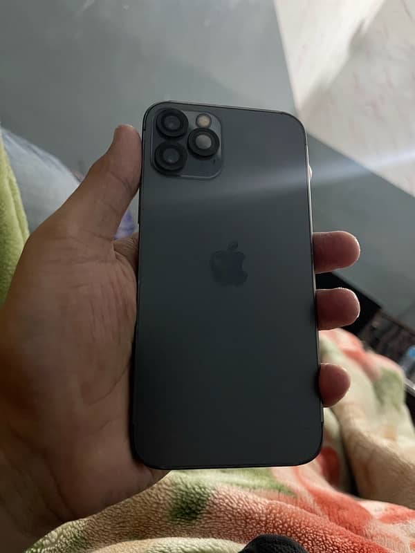 IPhone 12 Pro factory unlocked 2