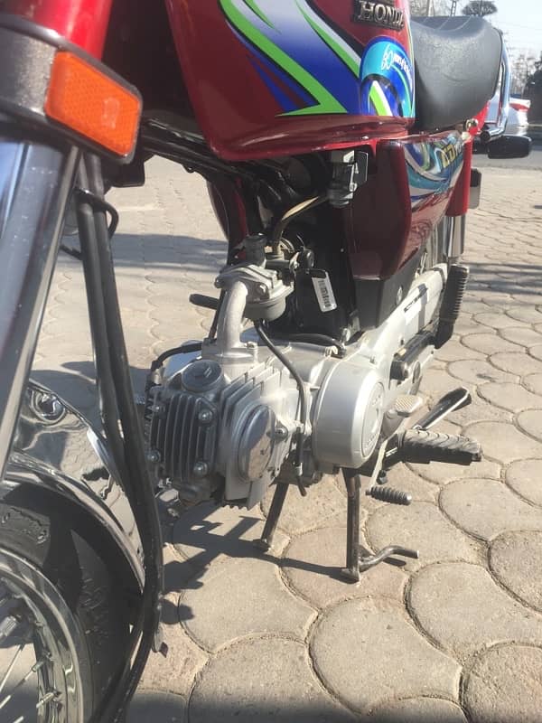 Honda 70cc 2023 model 23/24 urgent sale 8