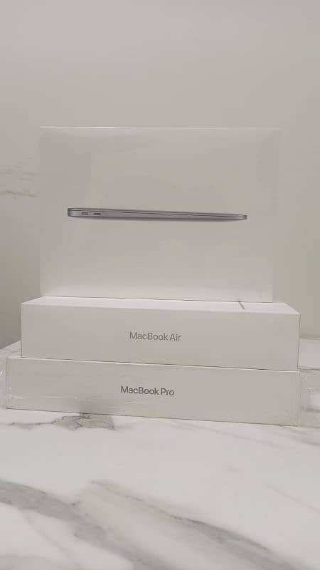 Apple MacBook Air M1   13-inch   8/256 1