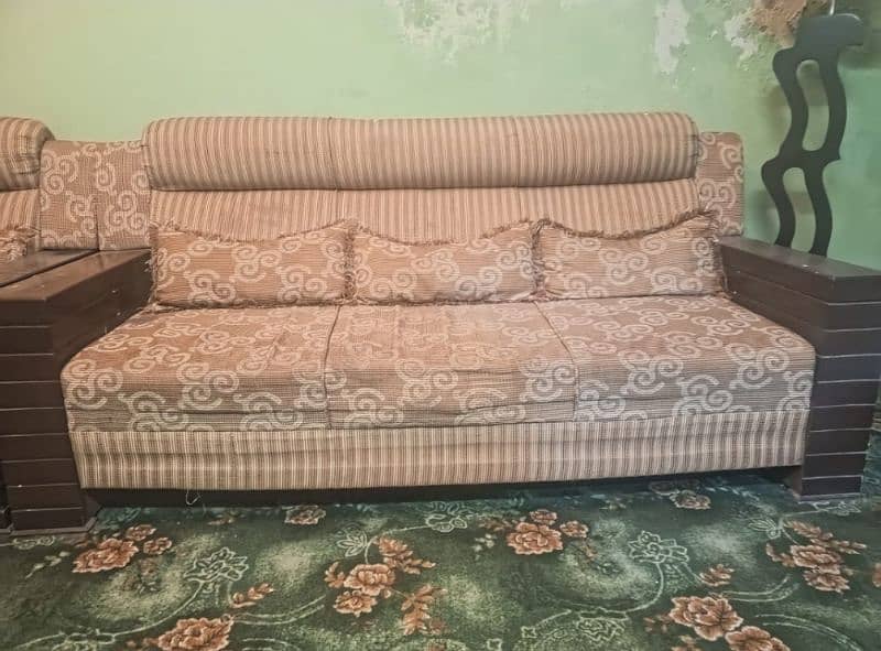 Sofa Set with Dewan 2