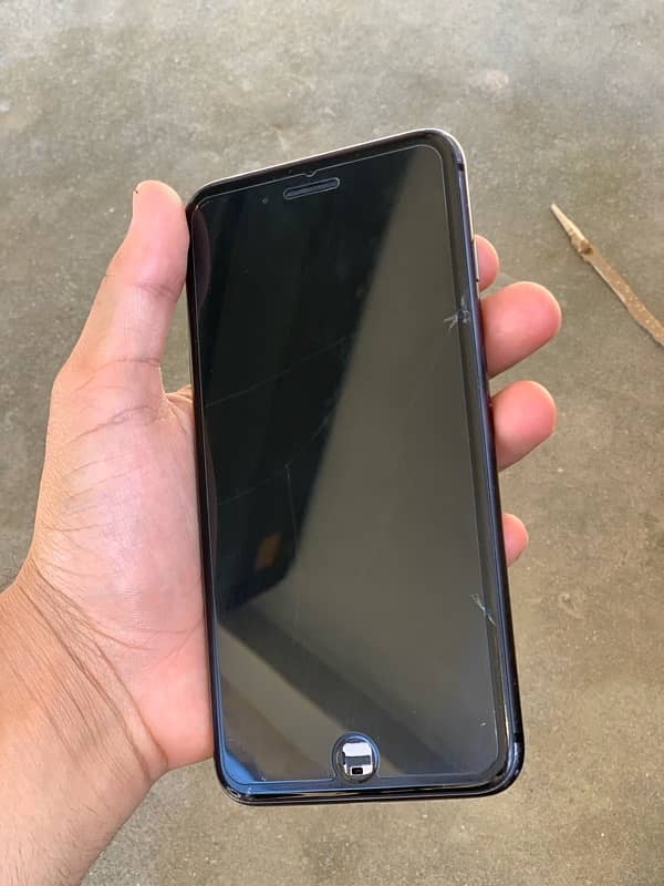 iphone 8 plus 3