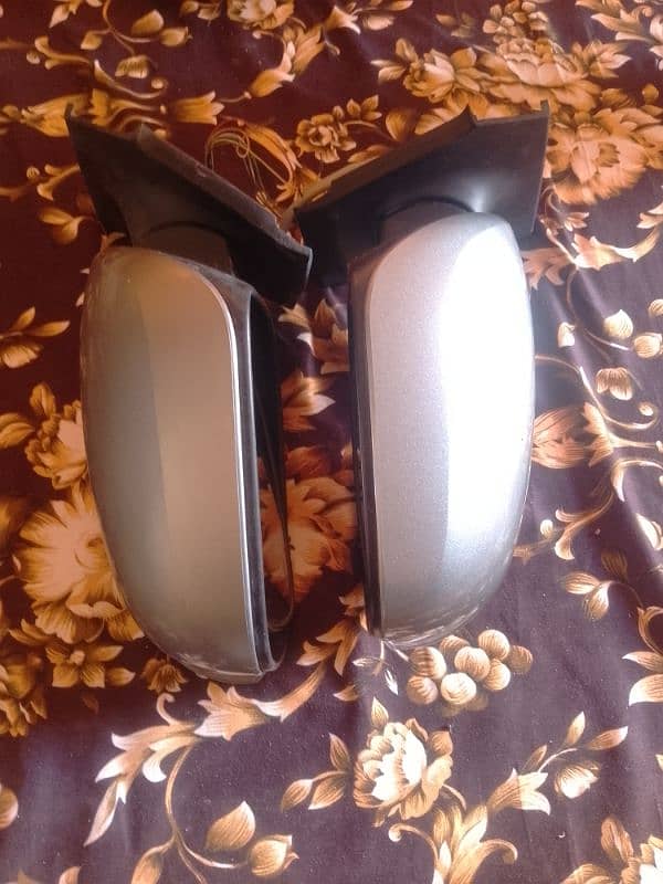 Toyota Vitz Side Mirror 2005 to 2010 0