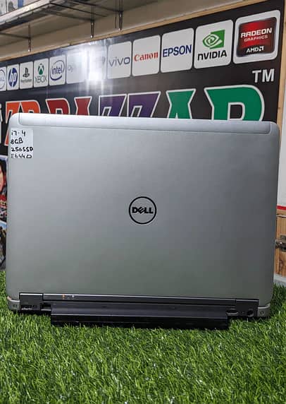 Dell Lattitude E6440 Core i7 4th- 2GB Graphic 8GB Ram 256GB 1