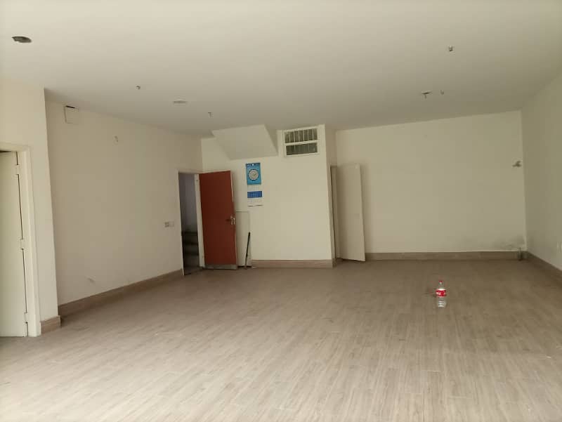 4 Marla 1st Floor Office For Rent In DHA Phase 1,Block G, Lahore. 3