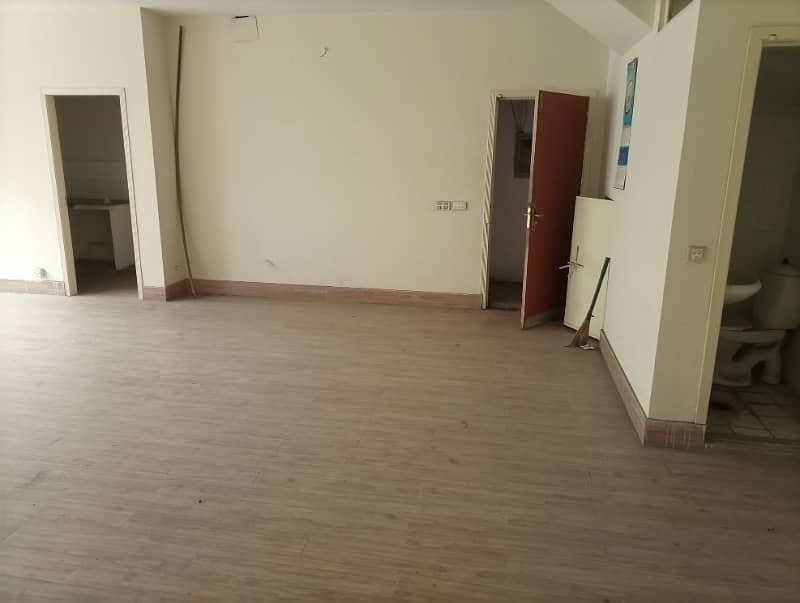 4 Marla 1st Floor Office For Rent In DHA Phase 1,Block G, Lahore. 5