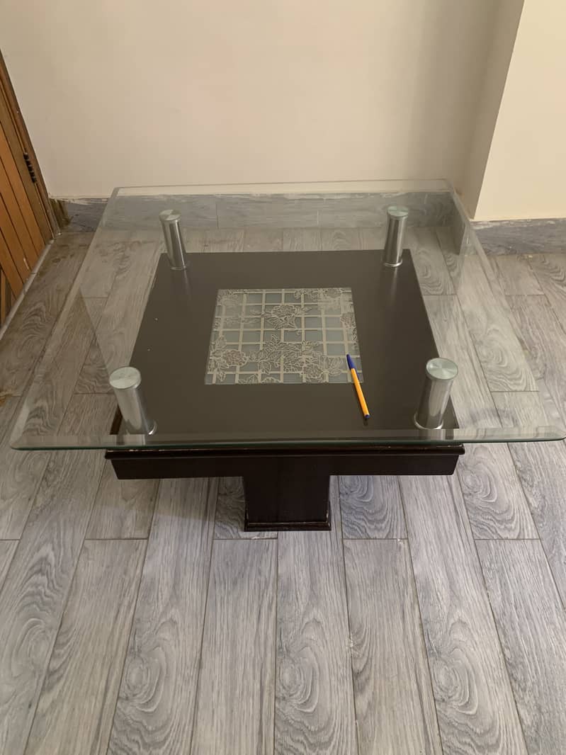 Preloved centre table for sale 1