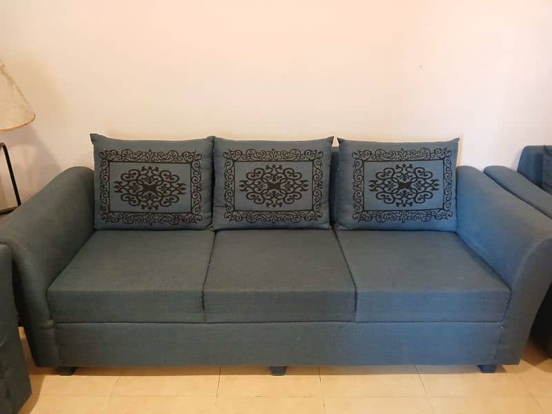 6 seater sofa 0