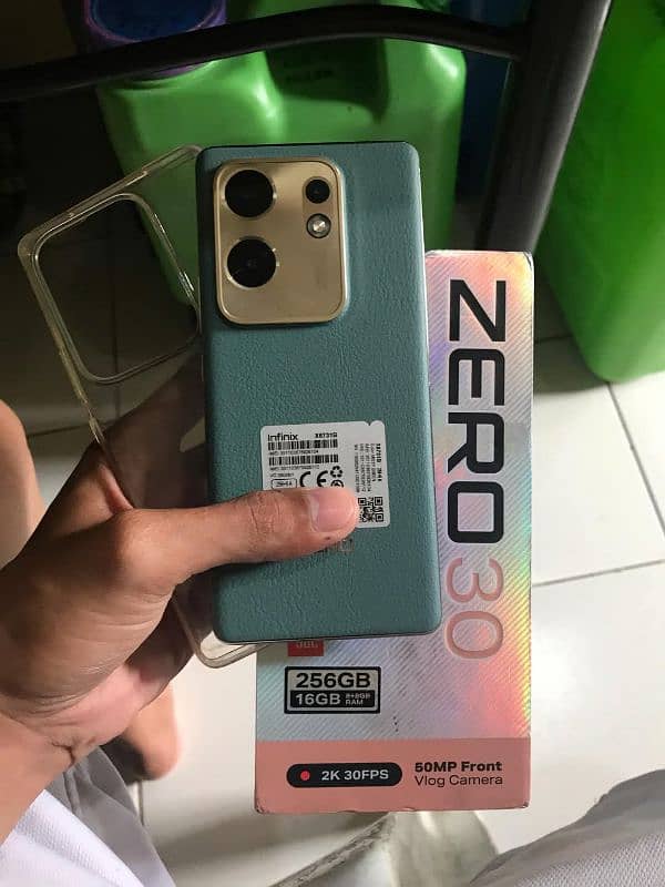 Infinix zero 30 8/256 1