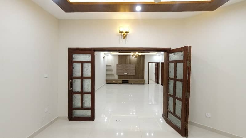 BULYWARD DOUBLE UNIT WITH MARGALLA FACING 10M VILLA AVAILABLE FOR SALE 2