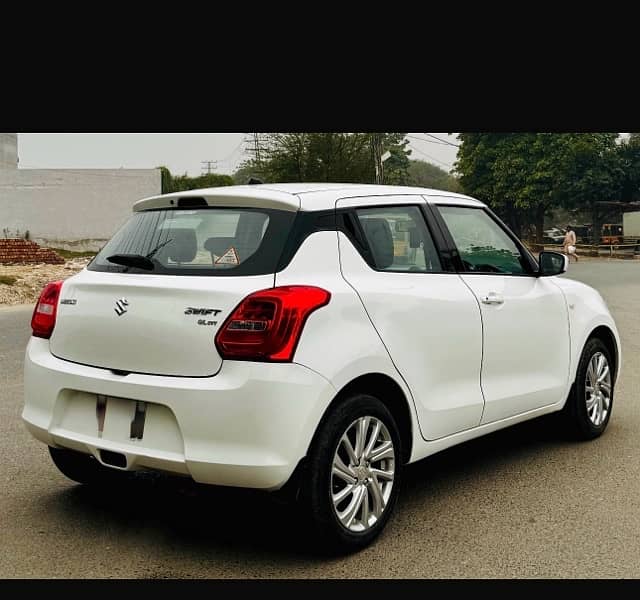 Suzuki Swift 2022 6