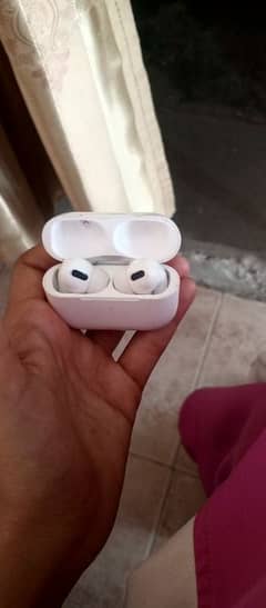 used airpods pro goog condition