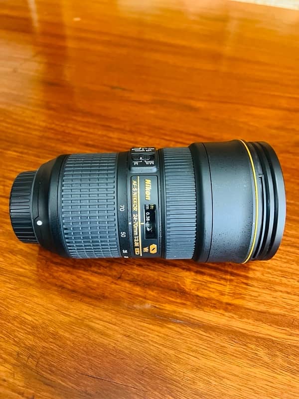 Nikon AF-S NIKKOR 14-70mm 1-2.8E ED N VR Lense 3