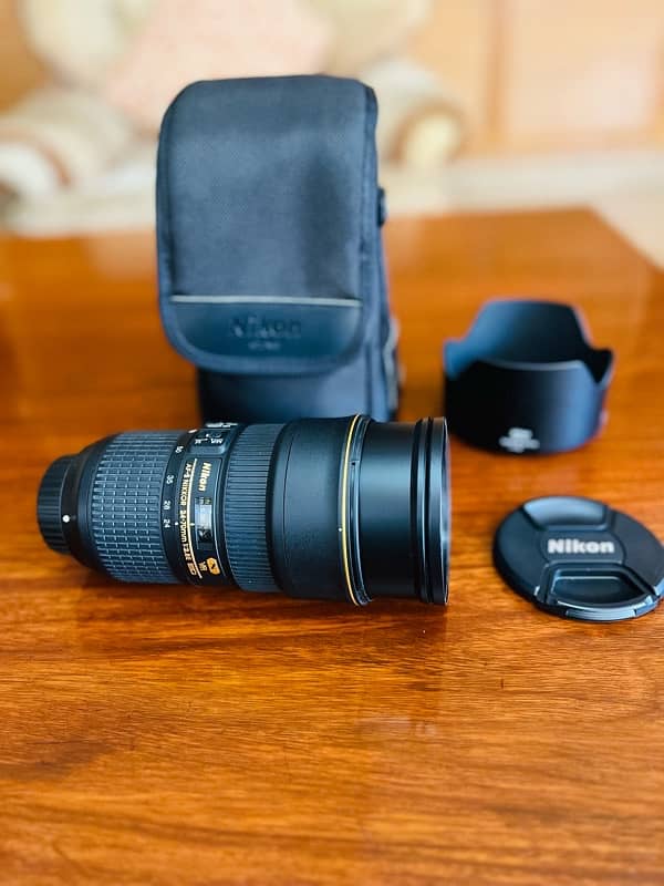 Nikon AF-S NIKKOR 14-70mm 1-2.8E ED N VR Lense 9