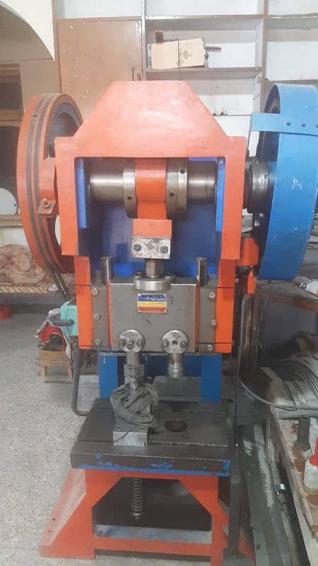 Power Press 40 Ton Urgent Sale 0