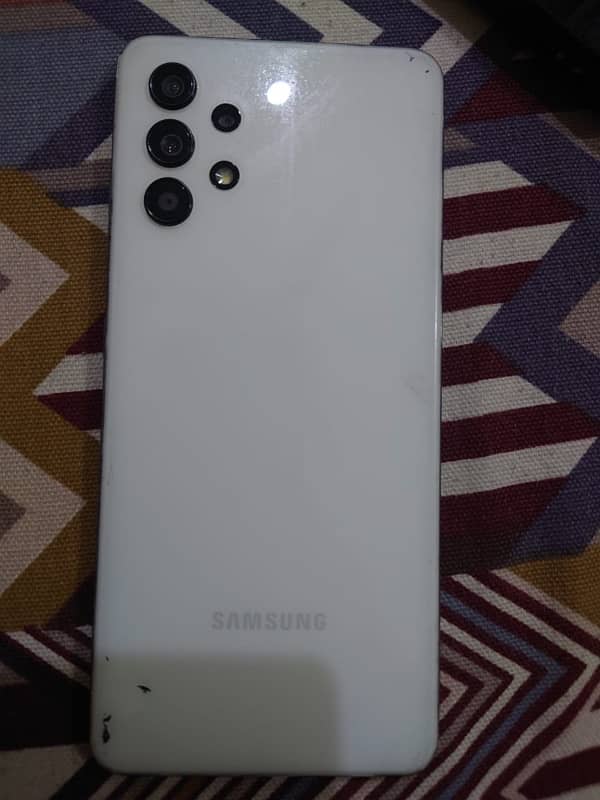 samsung a32 (6/128) with box charger 0