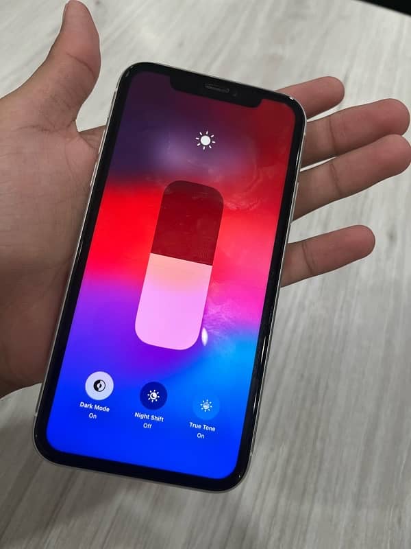 Iphone XR ( No exchannge ) 10/10 condition 2