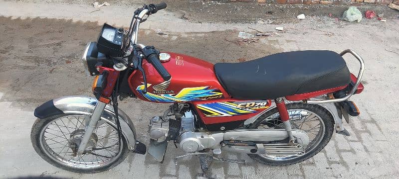 Honda CD70 (2021 Model) 5