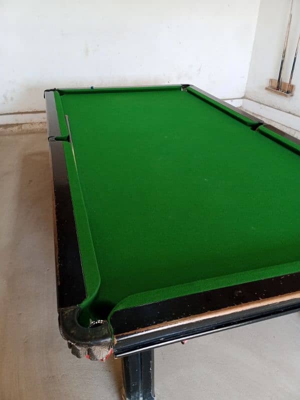 Snooker table 5/10 for sale 1