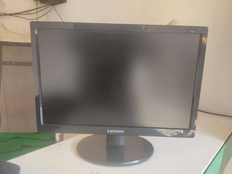 LCD Lenovo  21" 1