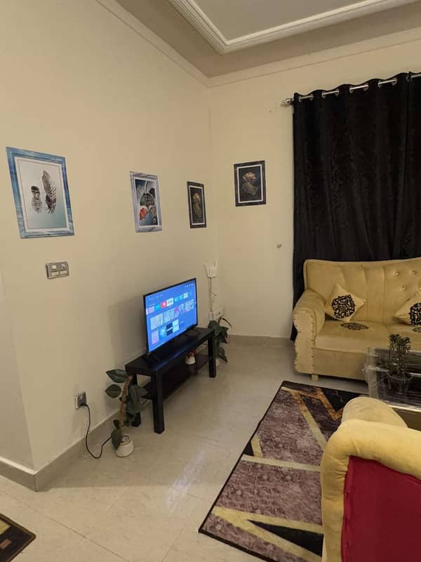 Full Furnished 2 Beds 4 Marla Apartment for Rent in Ex Air Avenue DHA Phase 8 Airport road Lahore. 10