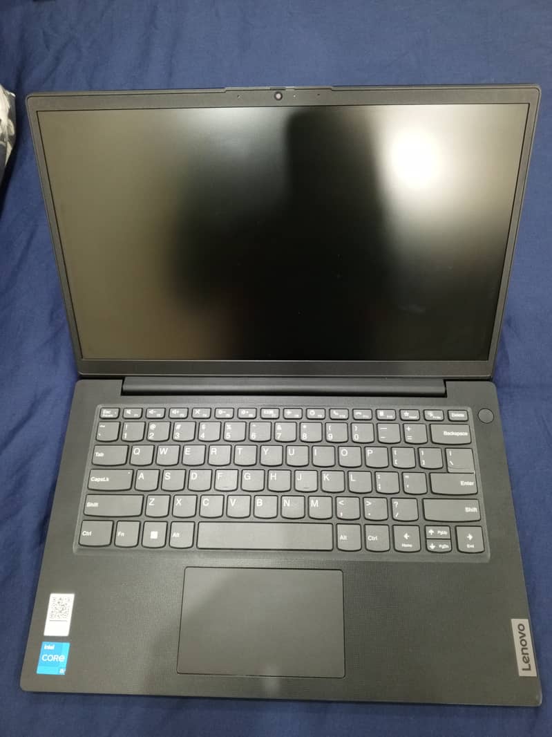 Lenovo V14 G3 12th gen / Core-i5 / 8GB RAM / 256-GB SSD 1