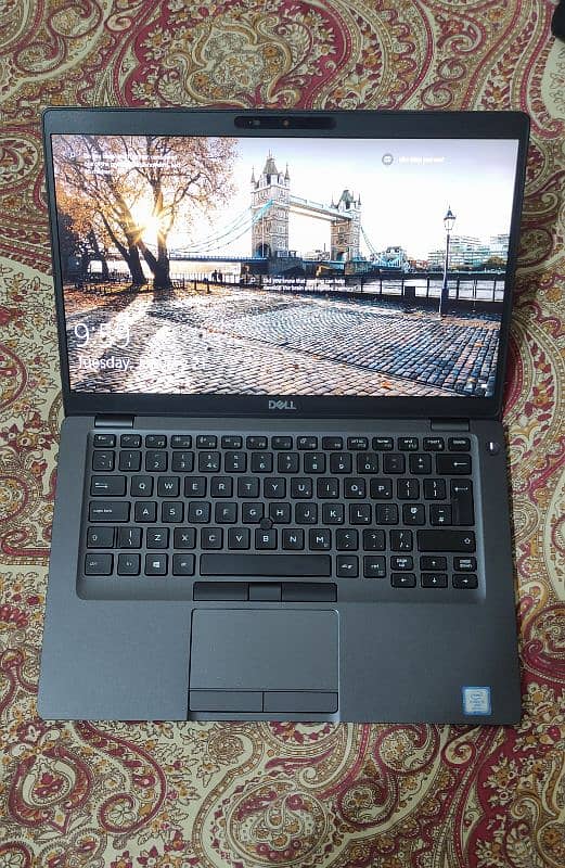 dell latitude 5400 with 14 inch fhd touch display 0