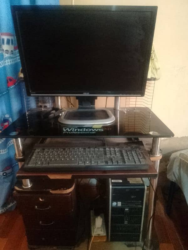 Desktop PC 0