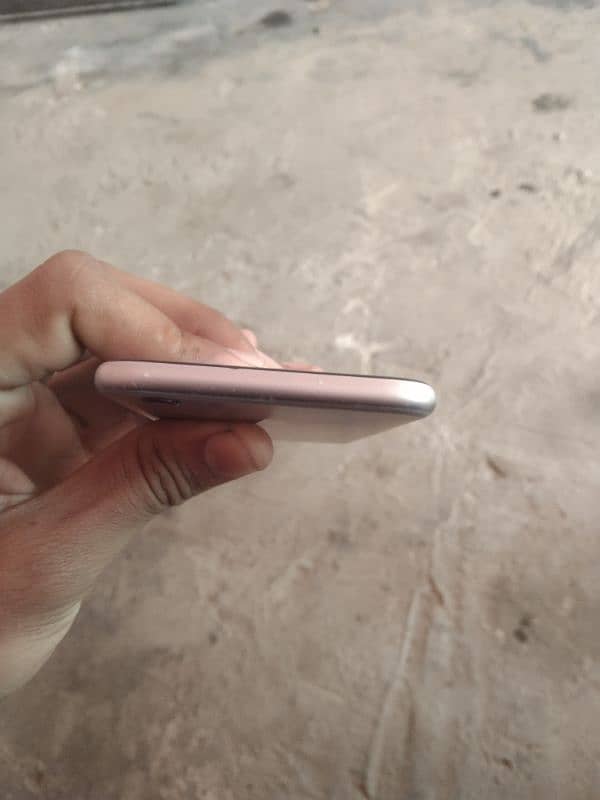 iphone 6s urgent sale 4