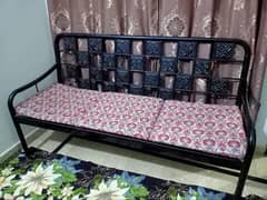 Iron sofa set good condition