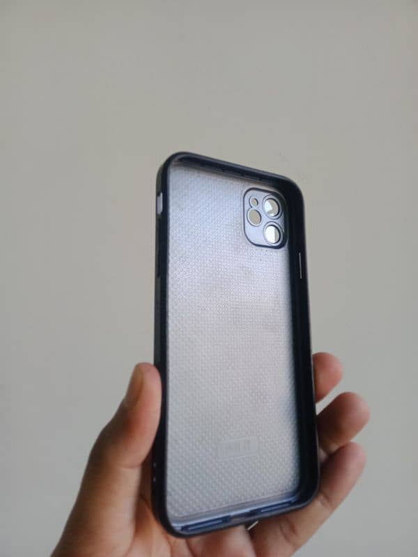 i phone 11 cases used like New available in reason able price 7