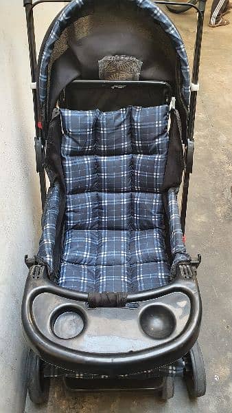 Baby pram/ stroller/ push chair at very good price 2