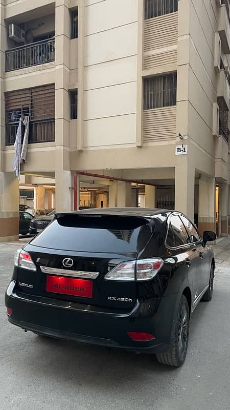 Lexus RX Series 2009 3