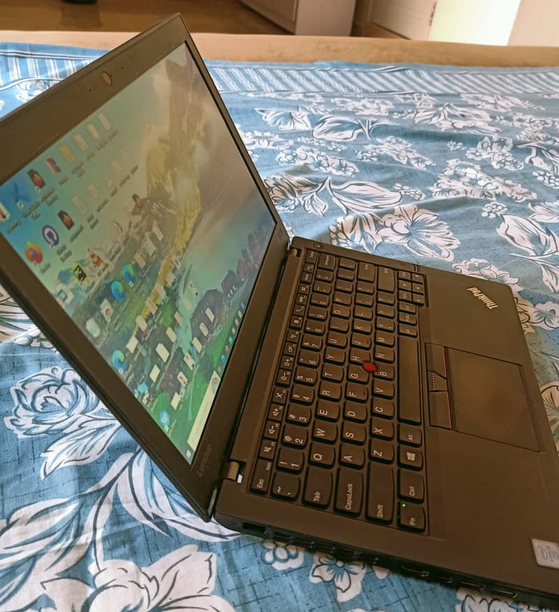 Lenovo Thinkpad X260 core i5 6th generation 2