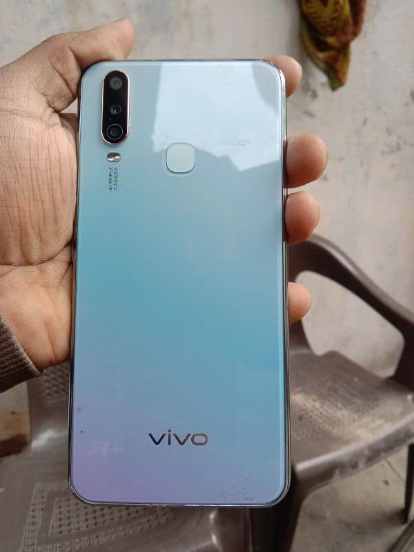 Vivo y17 8/256 10by10 call 03068121384 5