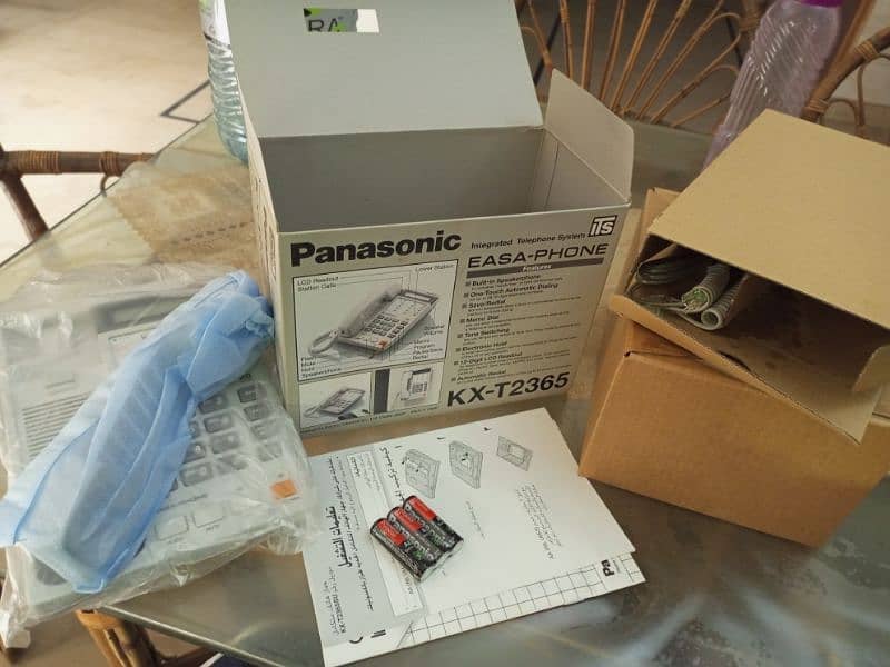 Panasonic original New Telephone set Made in Japan with complete Box. 5