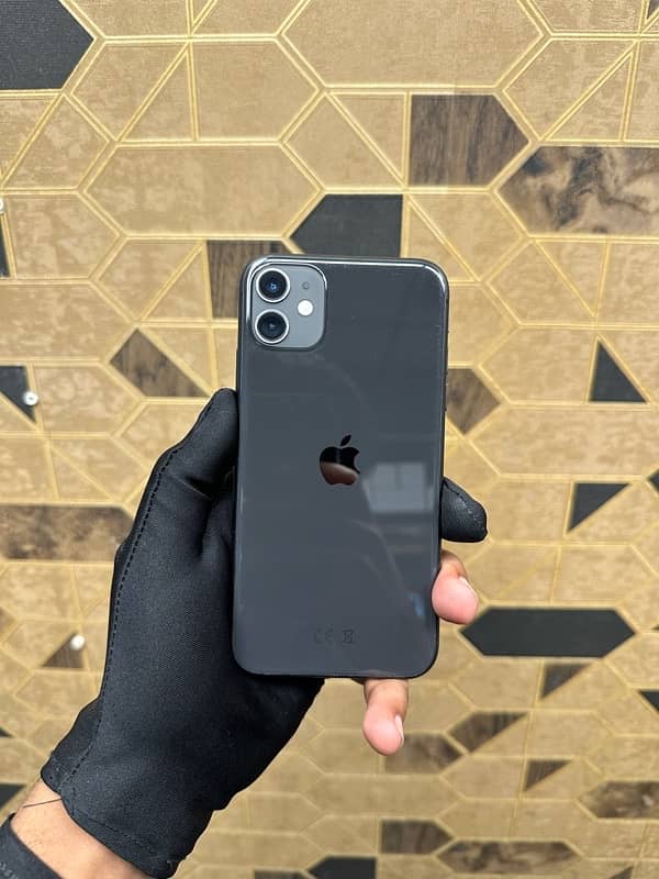 IPhone 11 64gb storage Factory unlocked 0